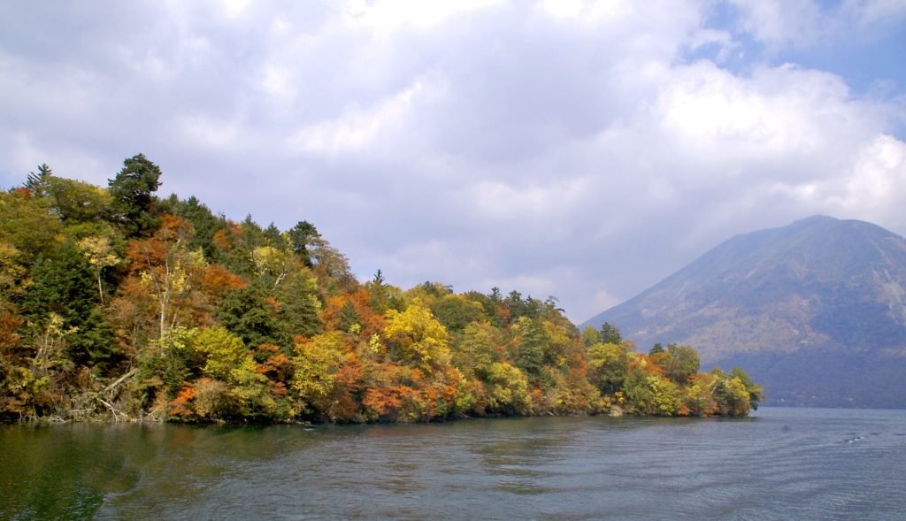 Autumn colour around Lake Chuzenji, Nikko